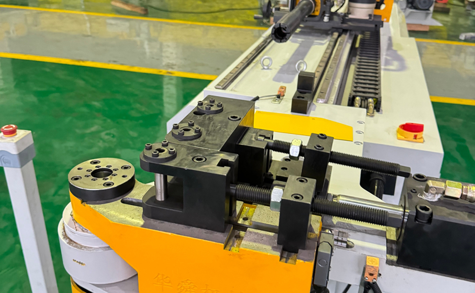 Mengapa Mesin Lentur Tiub CNC Penting untuk Reka Bentuk Casis Ringan?