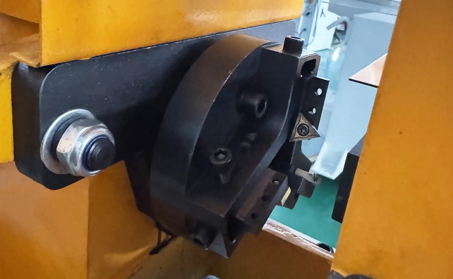 Mesin Chamfering Tiub Separa Automatik Hidraulik Siri EF PV1