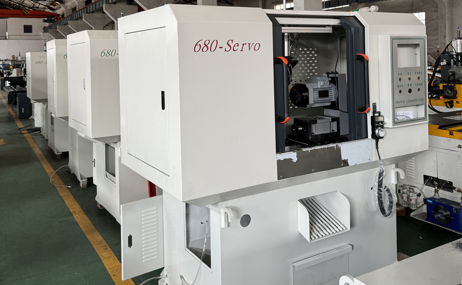 Mesin Chamfering Tiub Kepala Dua Kepala Servo DEF680CNC Kelajuan Pantas