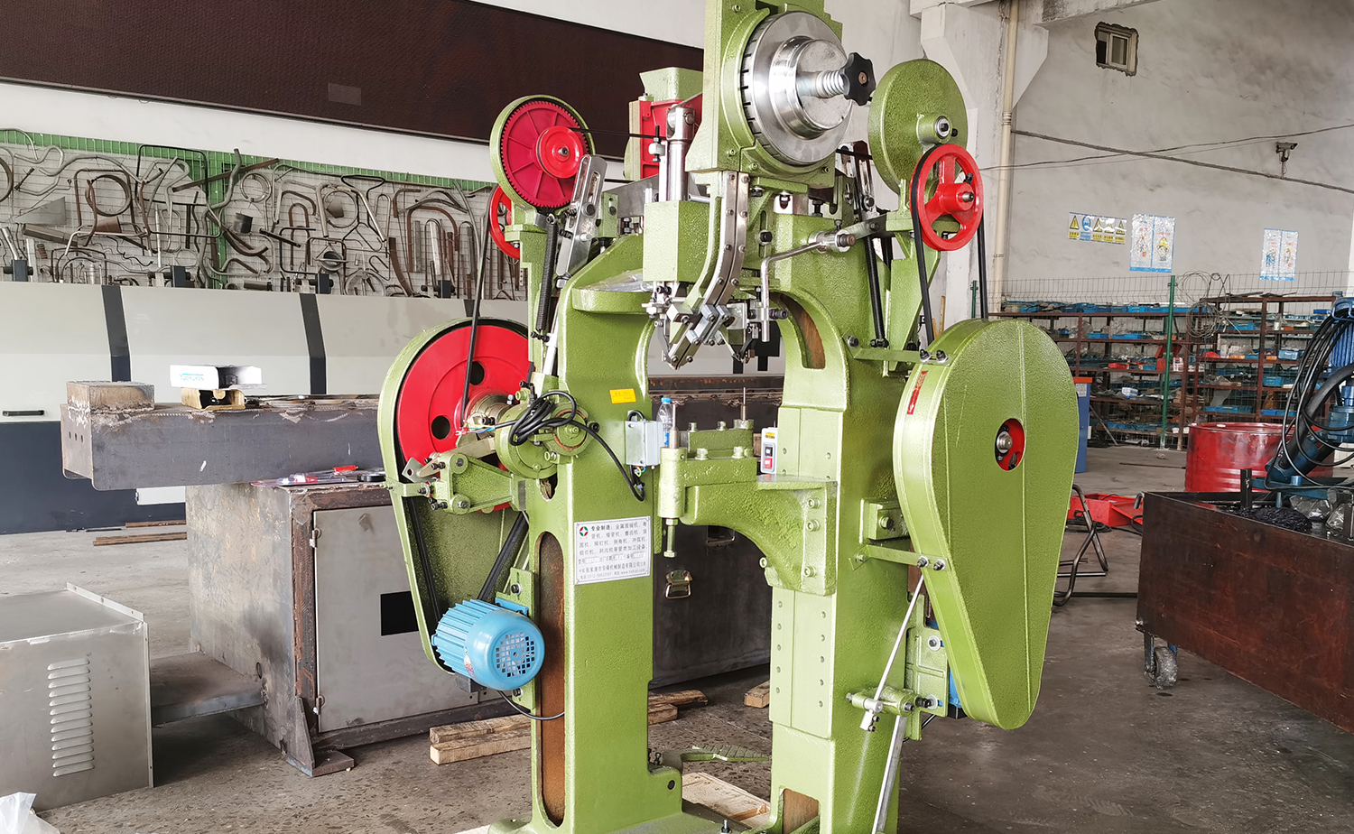 Mesin Pemikat Kesan Suapan Automatik SX-60