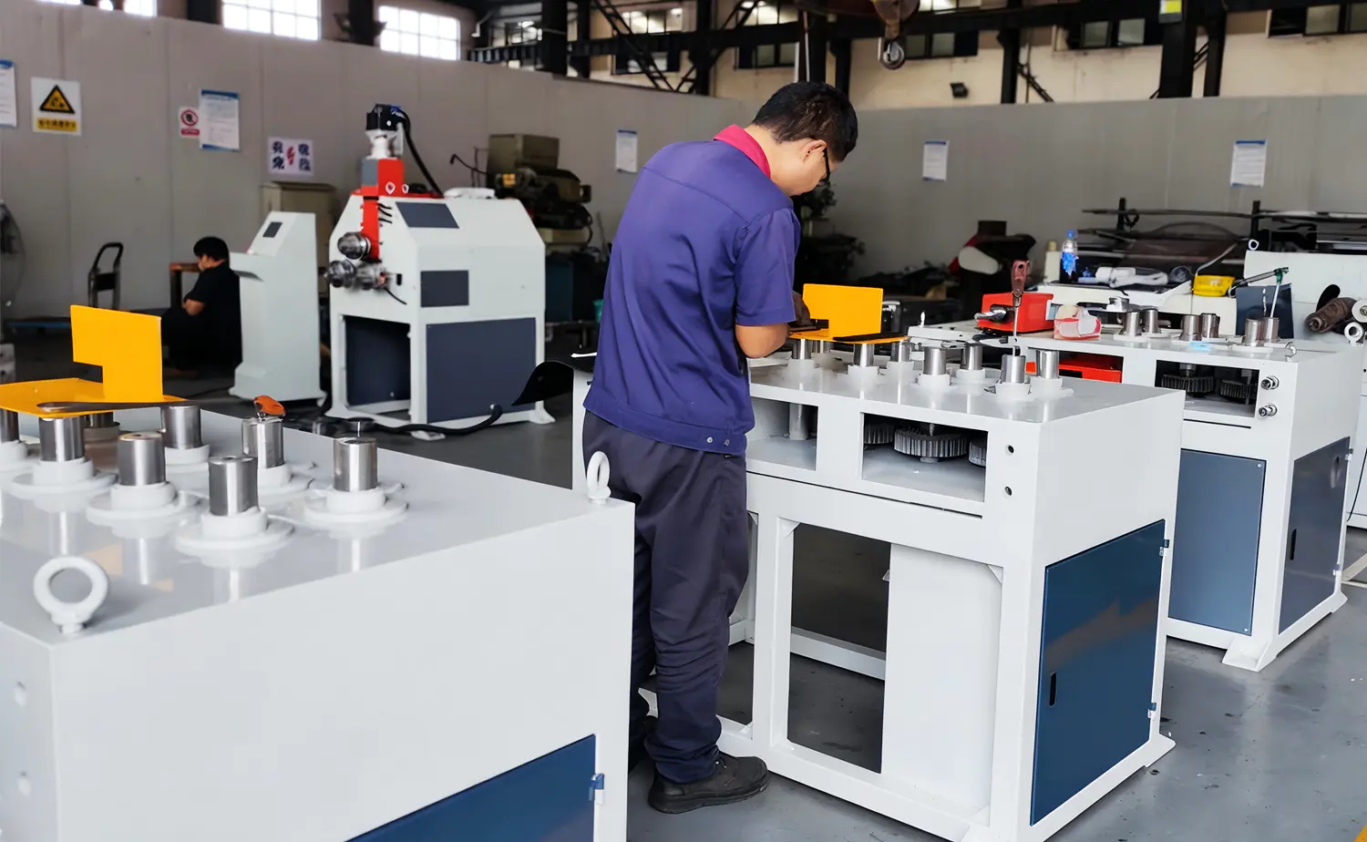 Mesin Lentur Gulungan Tiub CNC Ketepatan Tinggi Mesin Lentur Gulungan Tiub CNC Ketepatan Tinggi