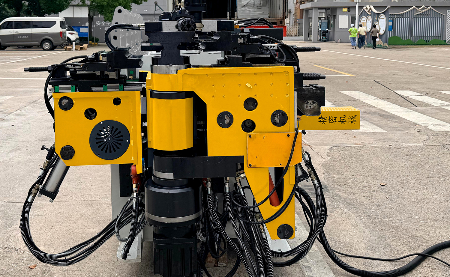 Mesin Lentur Paip Kiri & Kanan CNC
