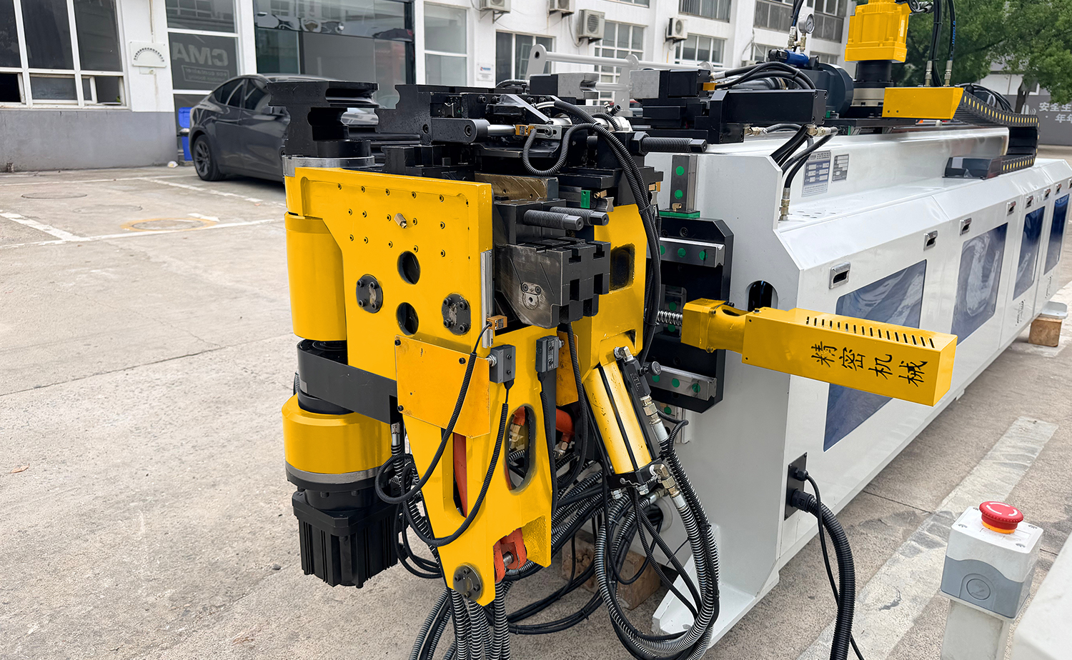 Mesin Lentur Paip Kiri & Kanan CNC